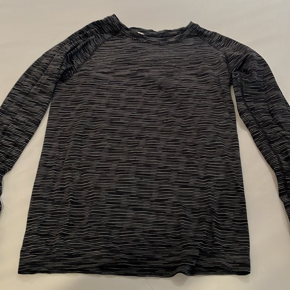 Athleta Black and White Long Sleeve - Picture 2 of 4